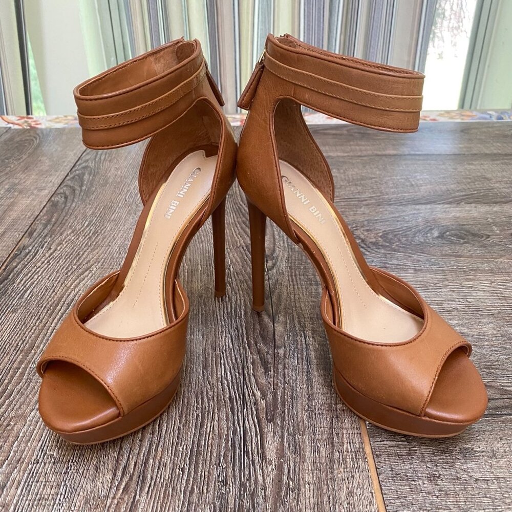 Gianni Bini Leather Ankle Strap Heel Size 6.5 Brown 5 in Zip Back Platform - Picture 13 of 16